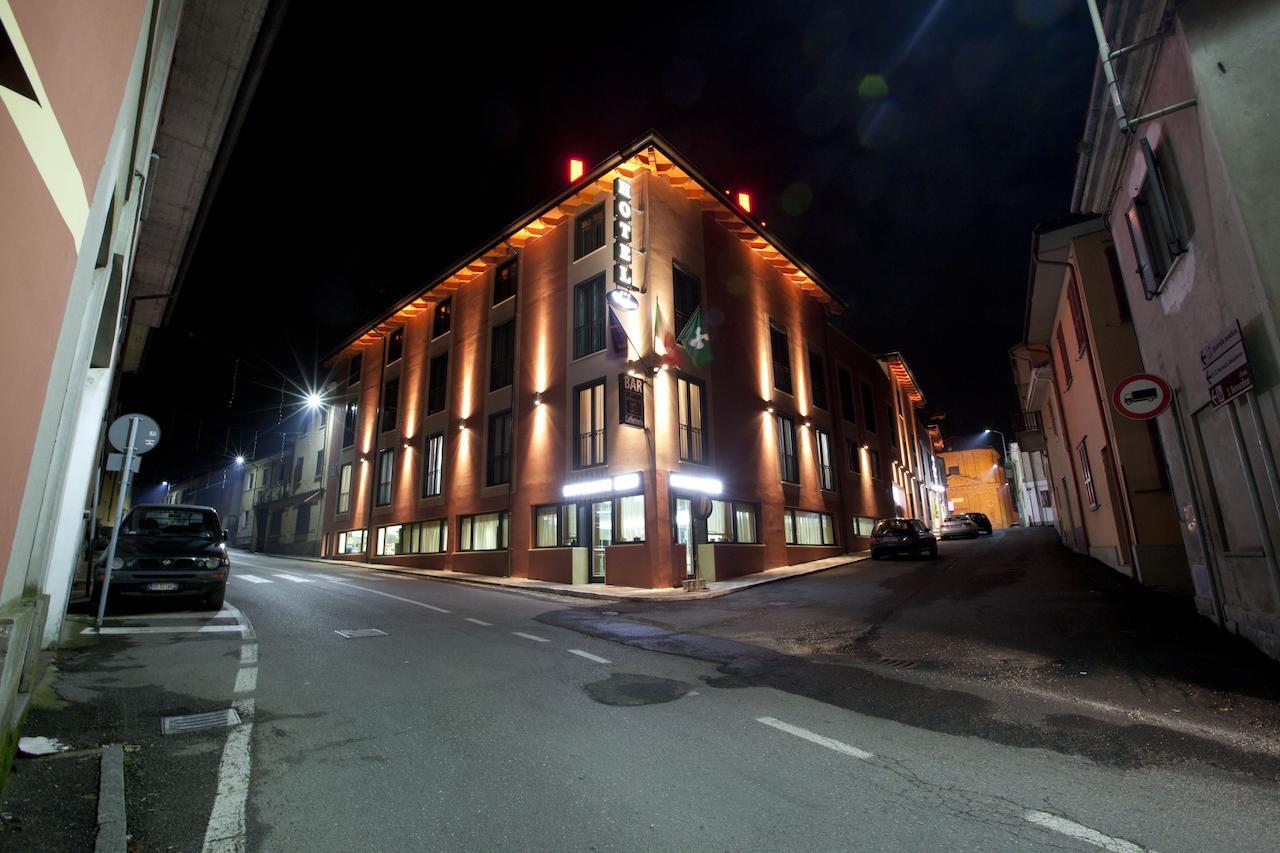 Hotel Eridano Sannazzaro de' Burgondi Exteriér fotografie