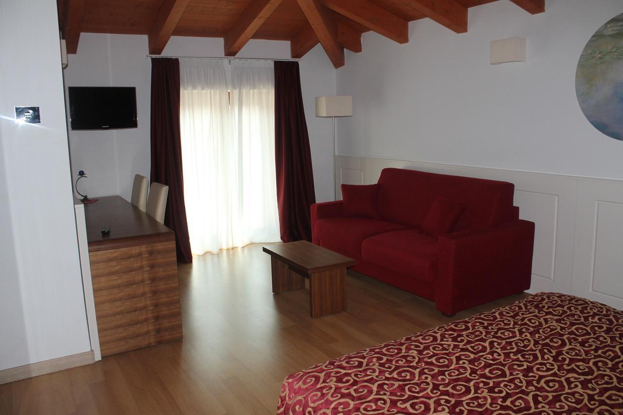 Hotel Eridano Sannazzaro de' Burgondi Exteriér fotografie